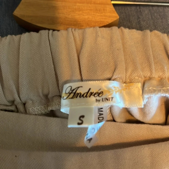 NWOT embroidery skirt from Unit by anthropology size small - Picture 5 of 5